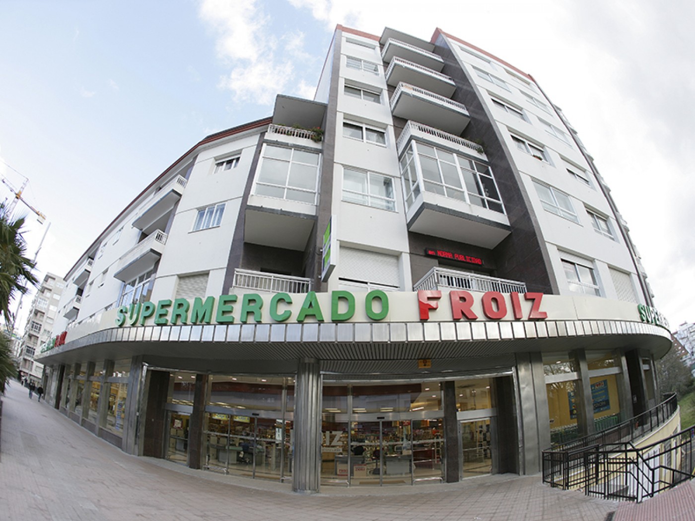 Supermercado FROIZ - Avda. Vigo - Pontevedra